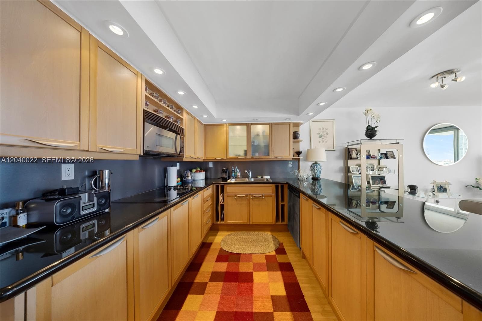 465 Ocean Dr 1009 photo 9