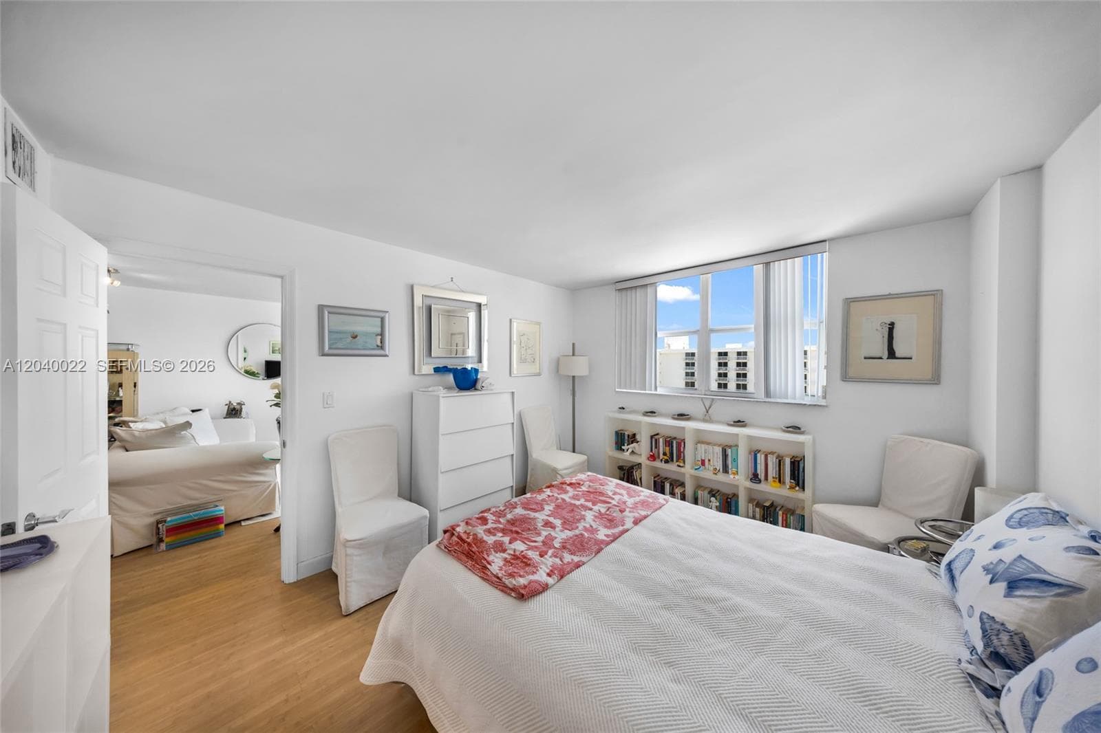 465 Ocean Dr 1009 photo 18