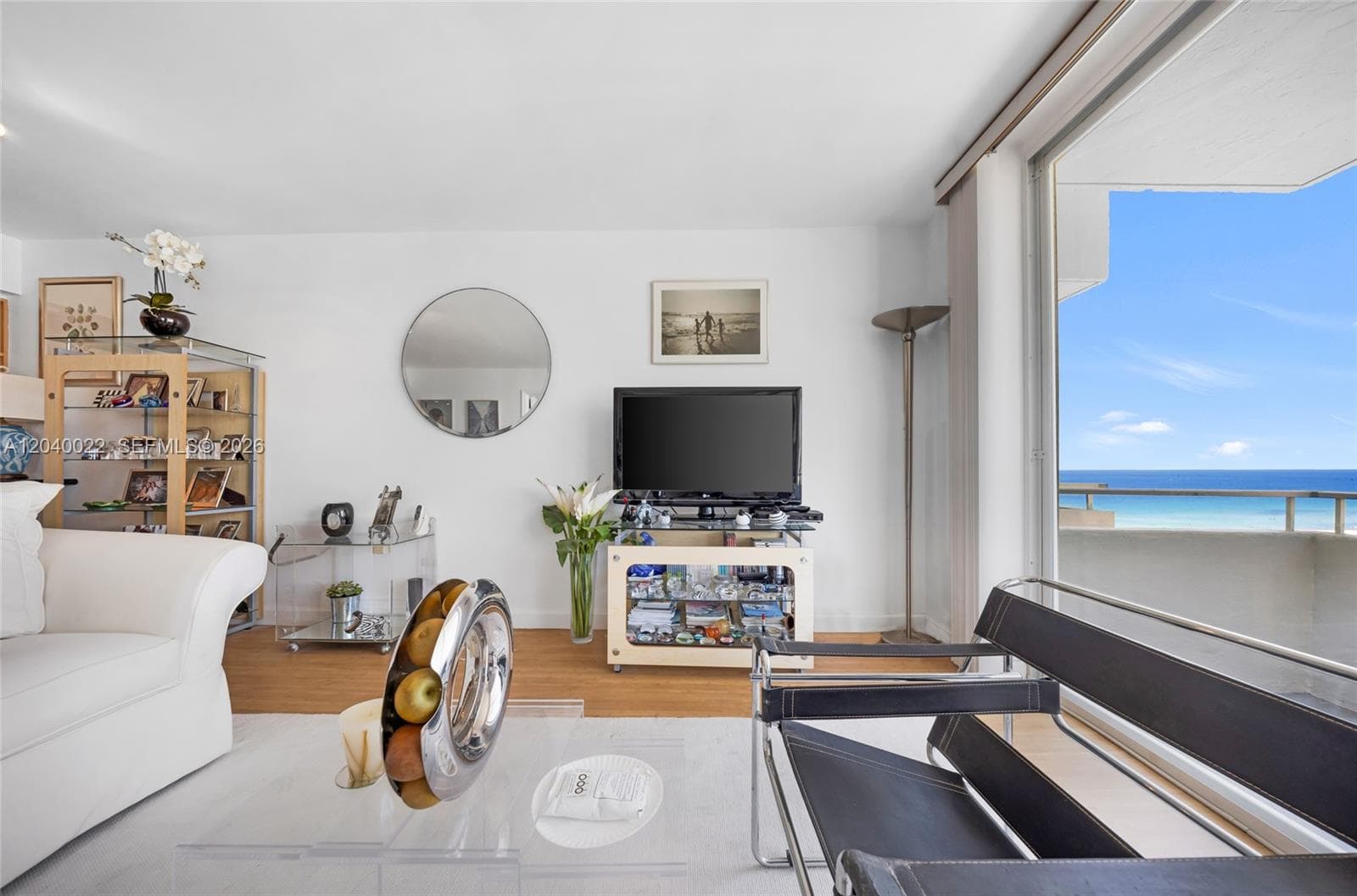 465 Ocean Dr 1009 photo 4