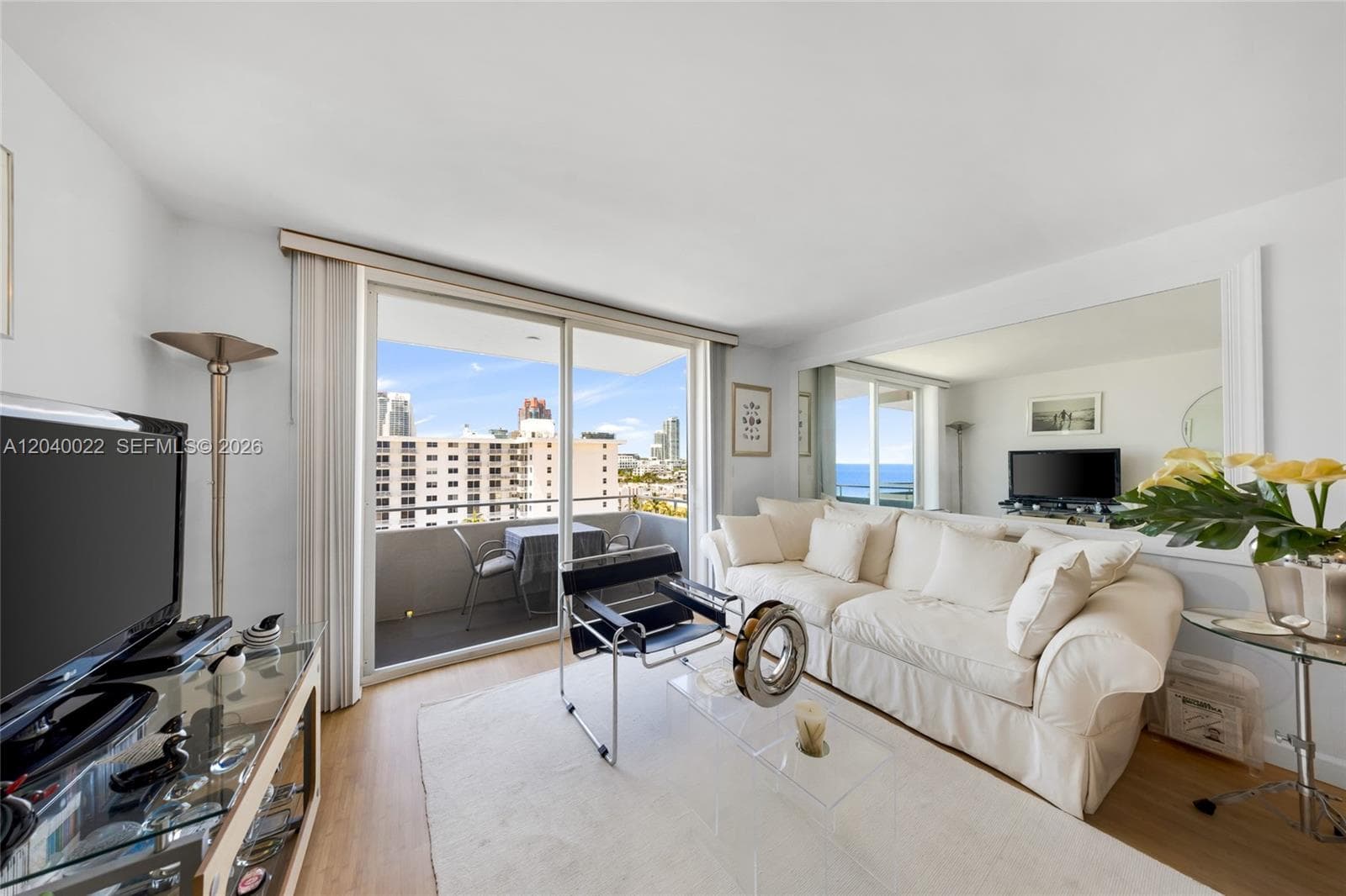 465 Ocean Dr 1009 photo 8