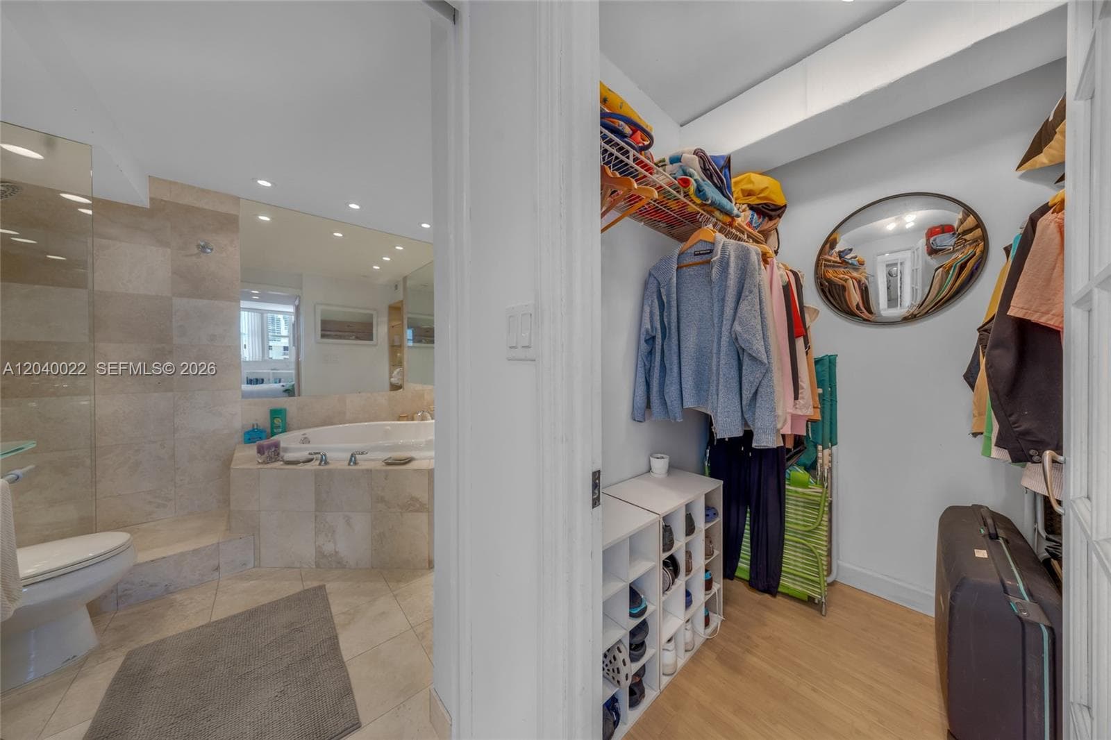 465 Ocean Dr 1009 photo 21