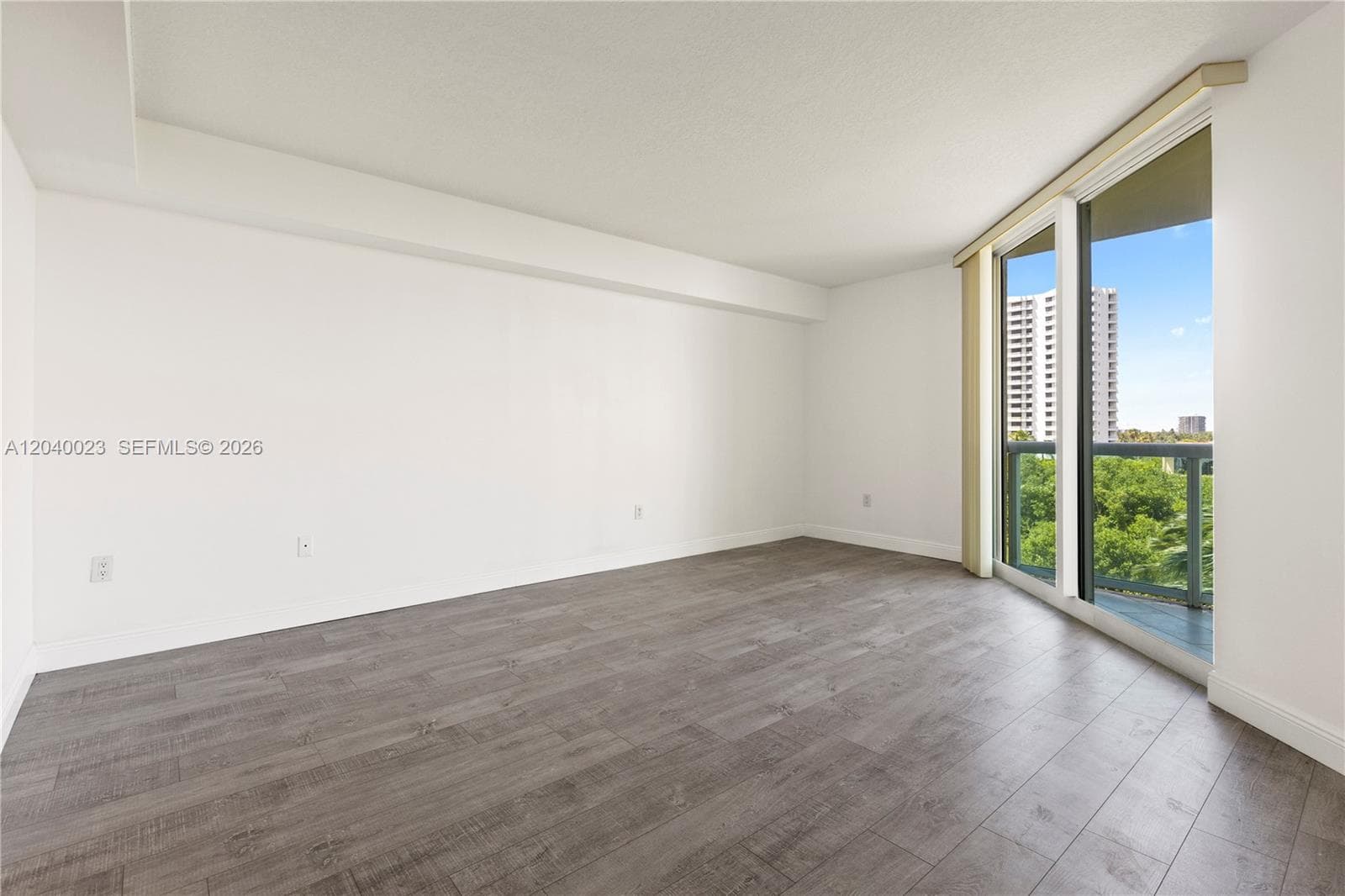 3370 Hidden Bay Dr 602 photo 16