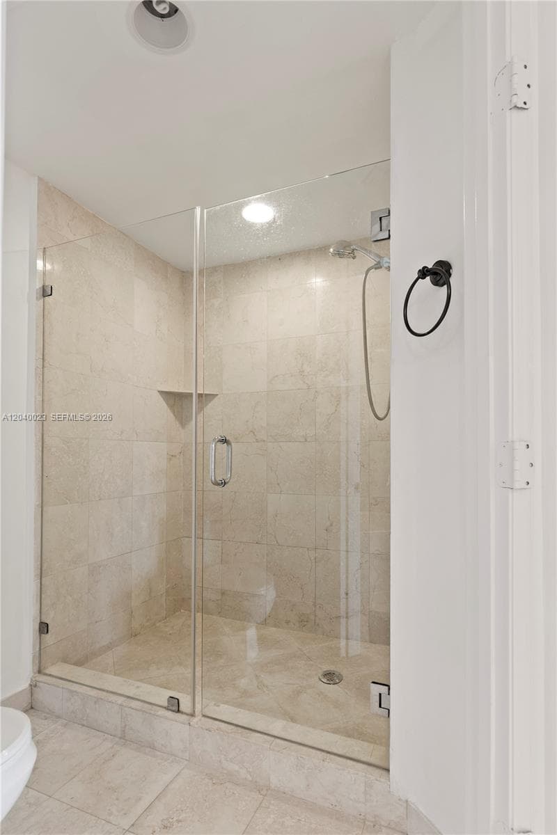3370 Hidden Bay Dr 602 photo 18