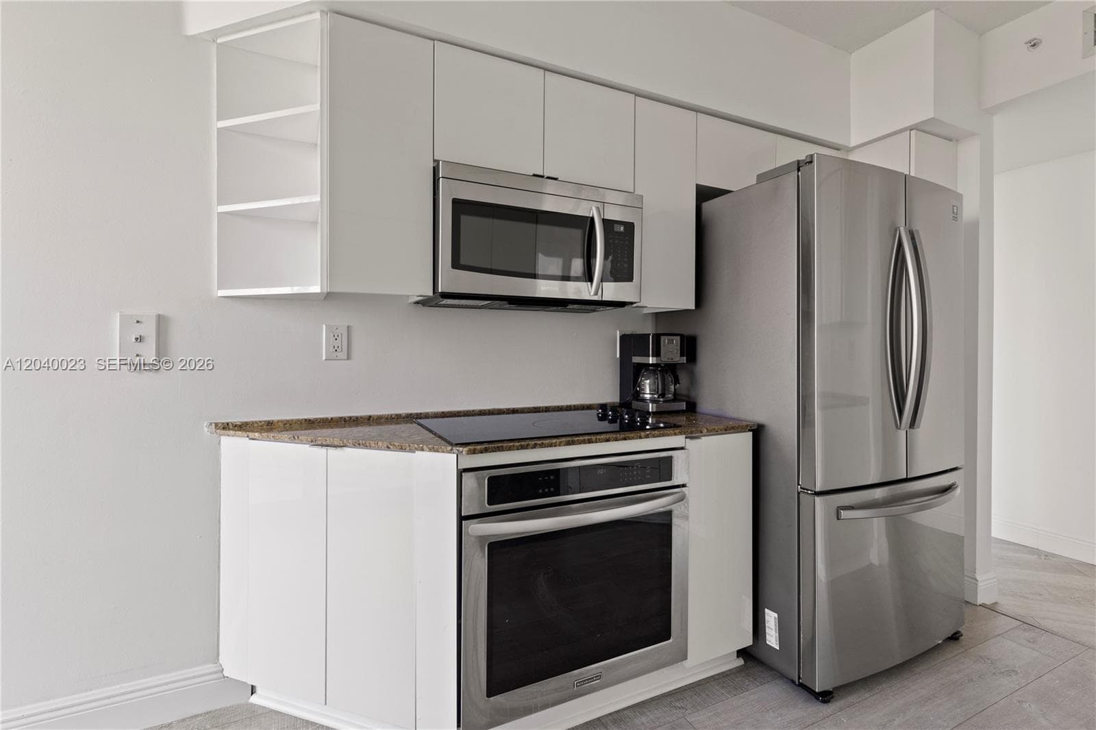 3370 Hidden Bay Dr 602 photo 8