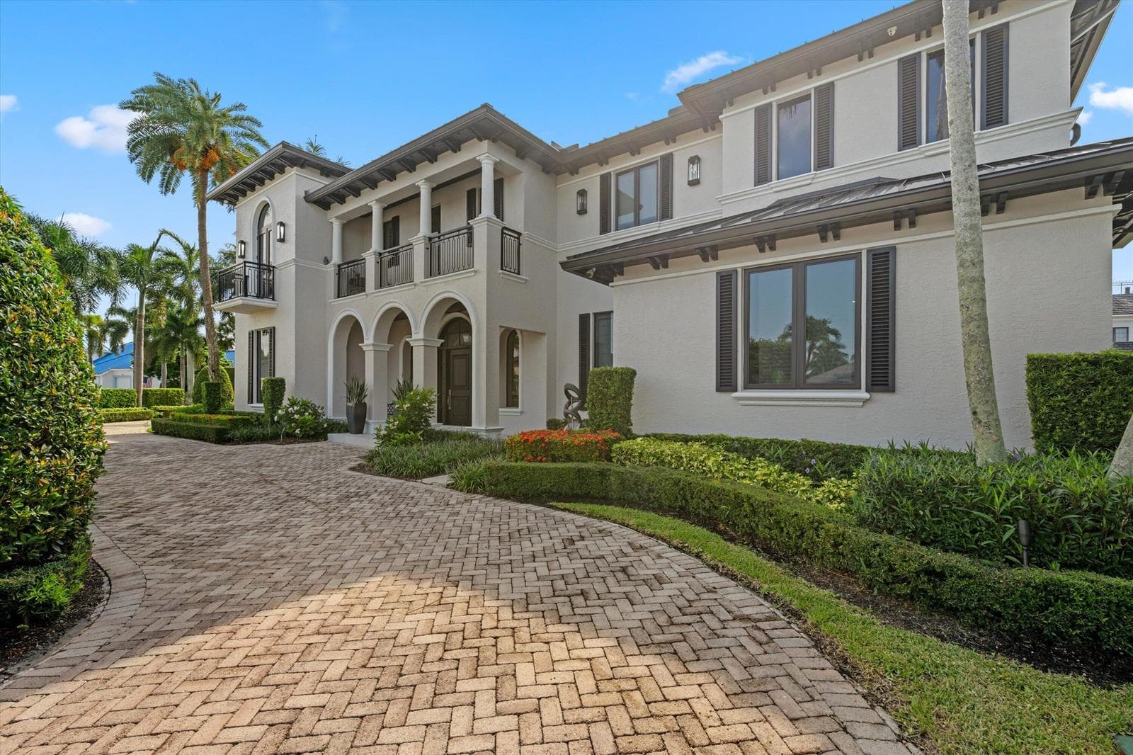 7474 NE Bay Cove Court photo 5