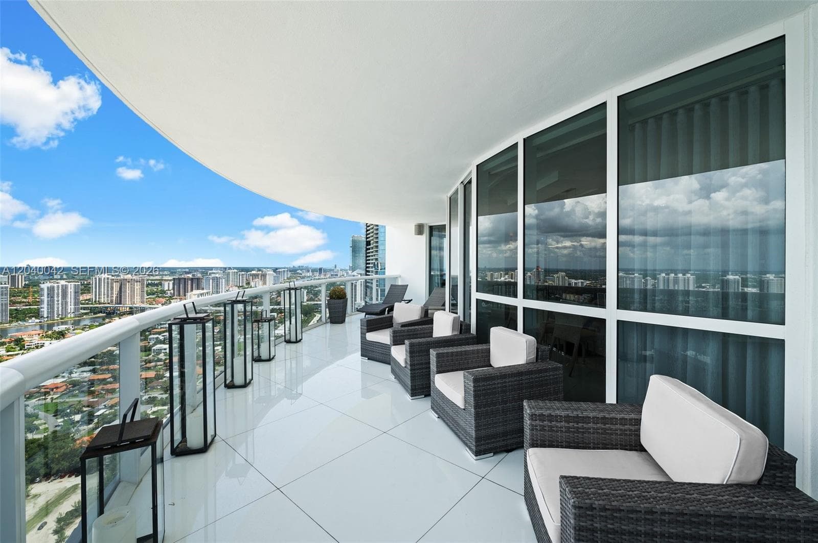 18201 Collins Ave 5201 photo 3