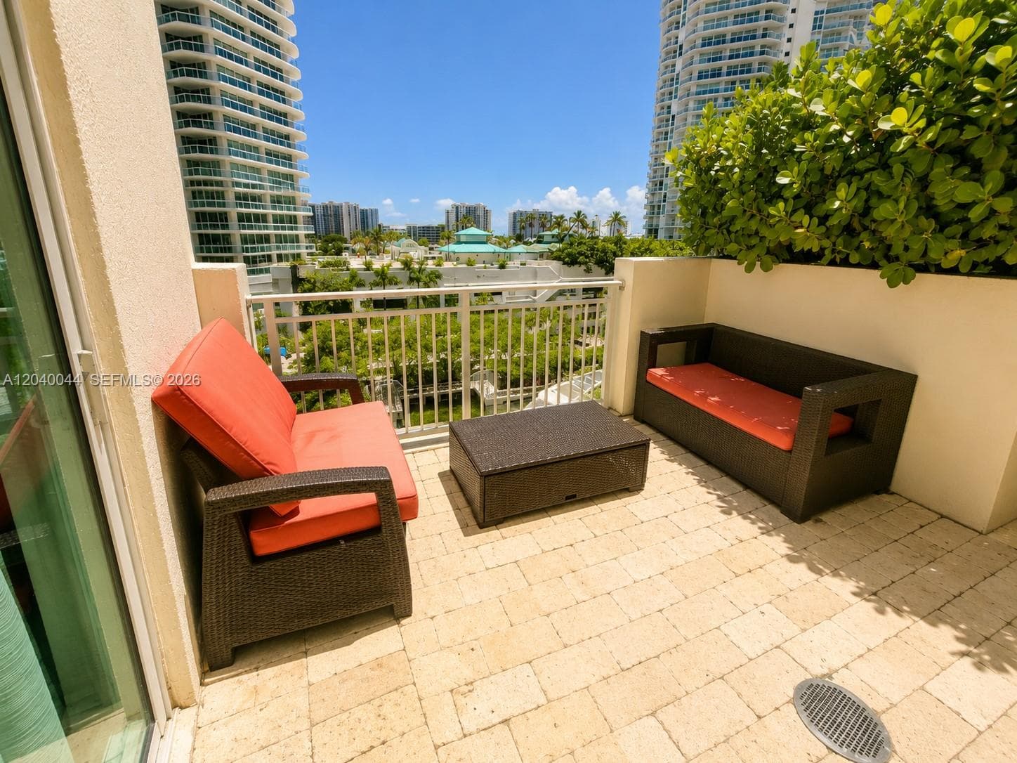 200 Sunny Isles Blvd 2-504–Lanai Residence photo 19