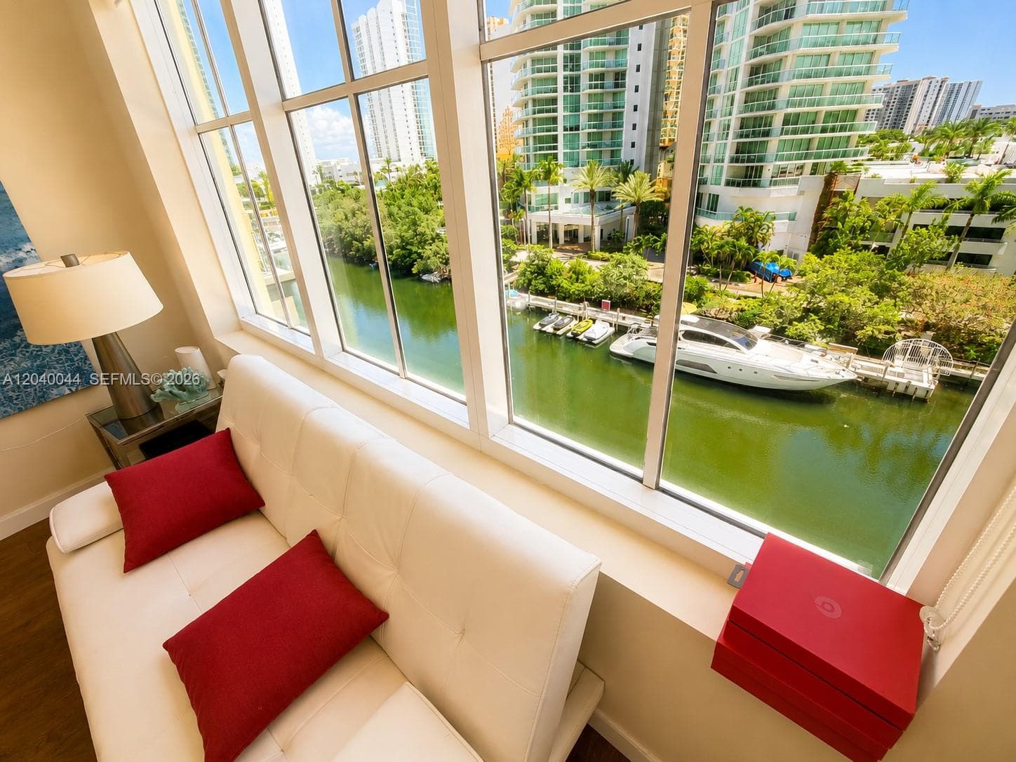 200 Sunny Isles Blvd 2-504–Lanai Residence photo 21