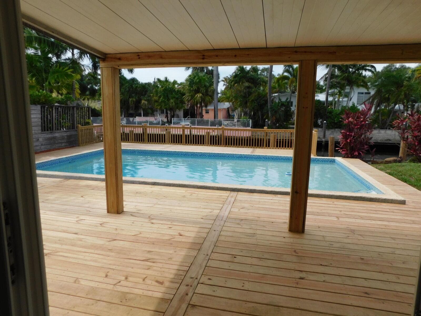 1721 SW 5th Street photo 3
