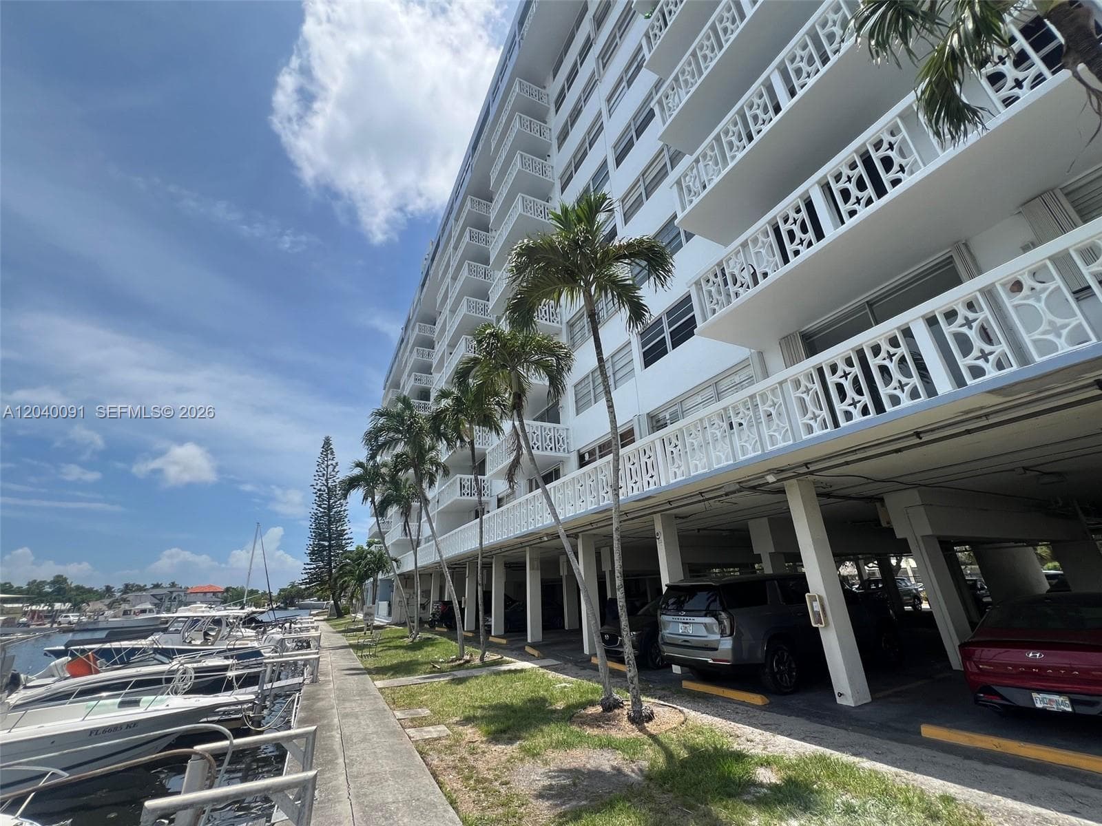 13155 Ixora Ct 703 photo 3