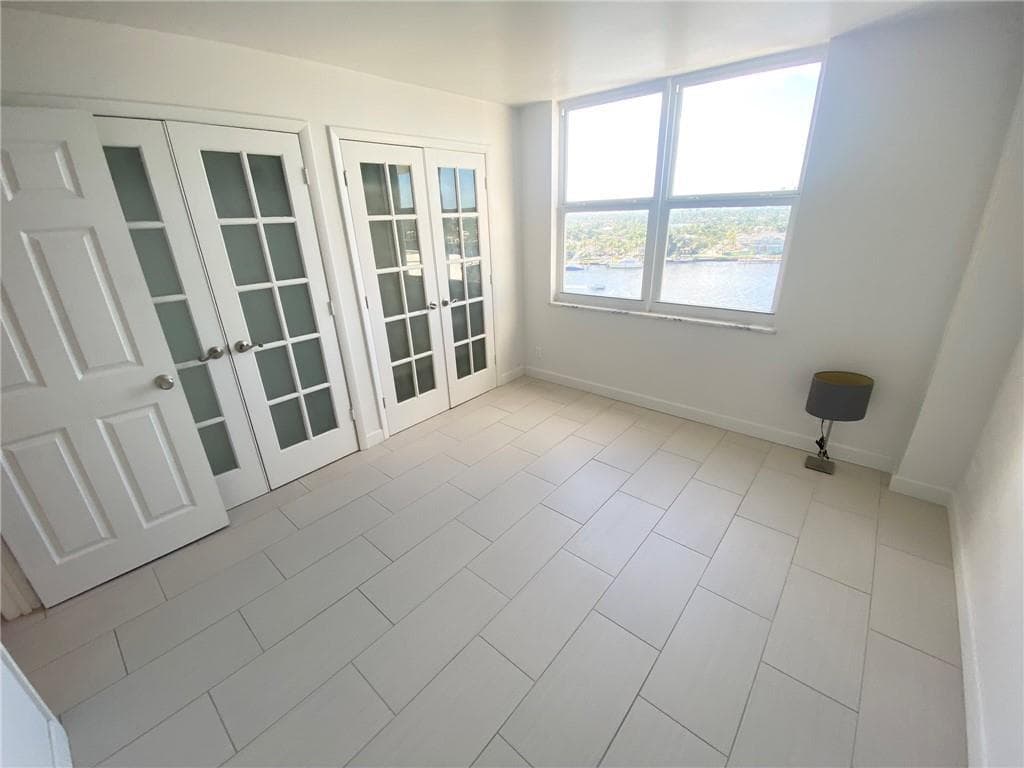 1 Las Olas Circle 905 photo 14