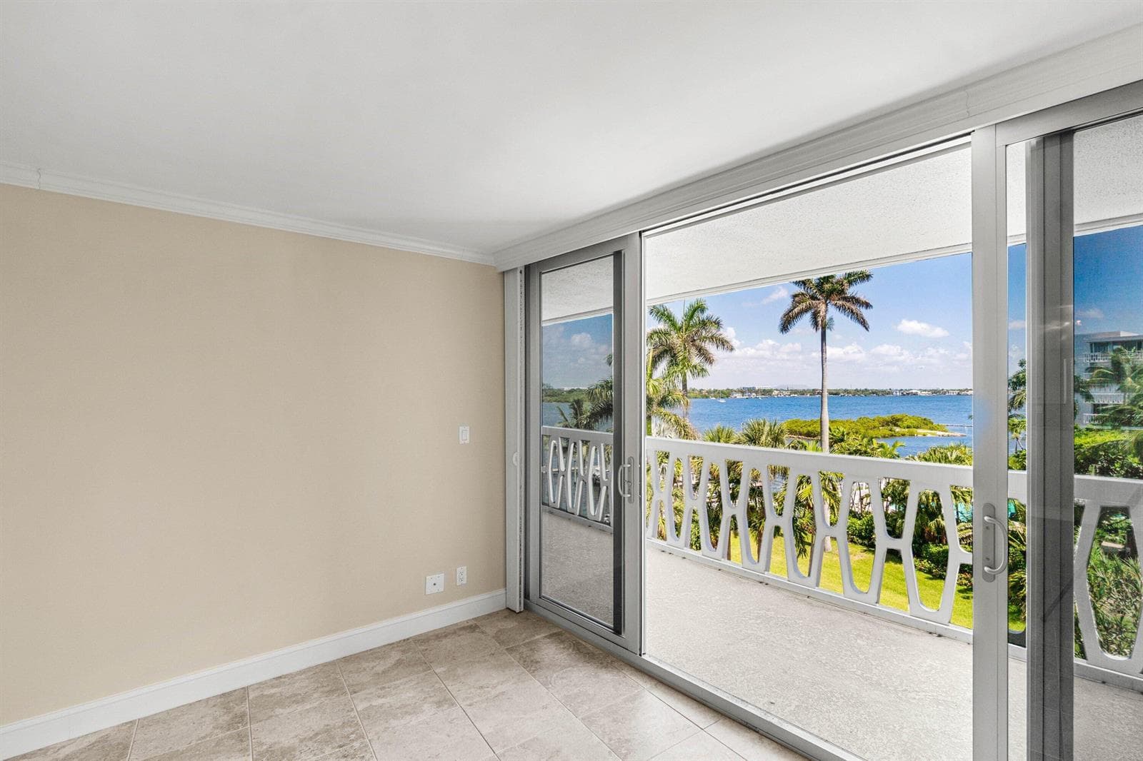 2505 S Ocean Boulevard 515 photo 14
