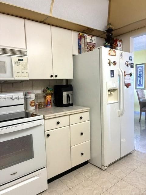 2500 NE 135th St C611 photo 17