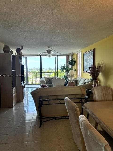 2500 NE 135th St C611 photo 5