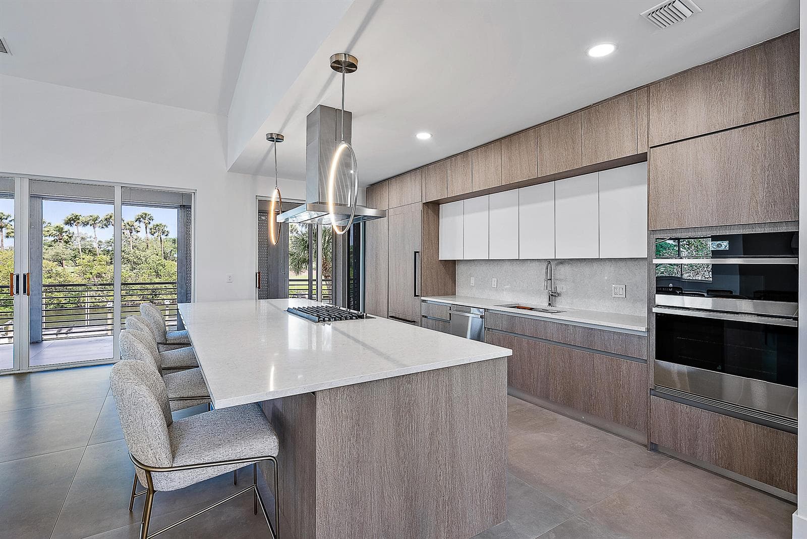 802 Captains Way photo 12