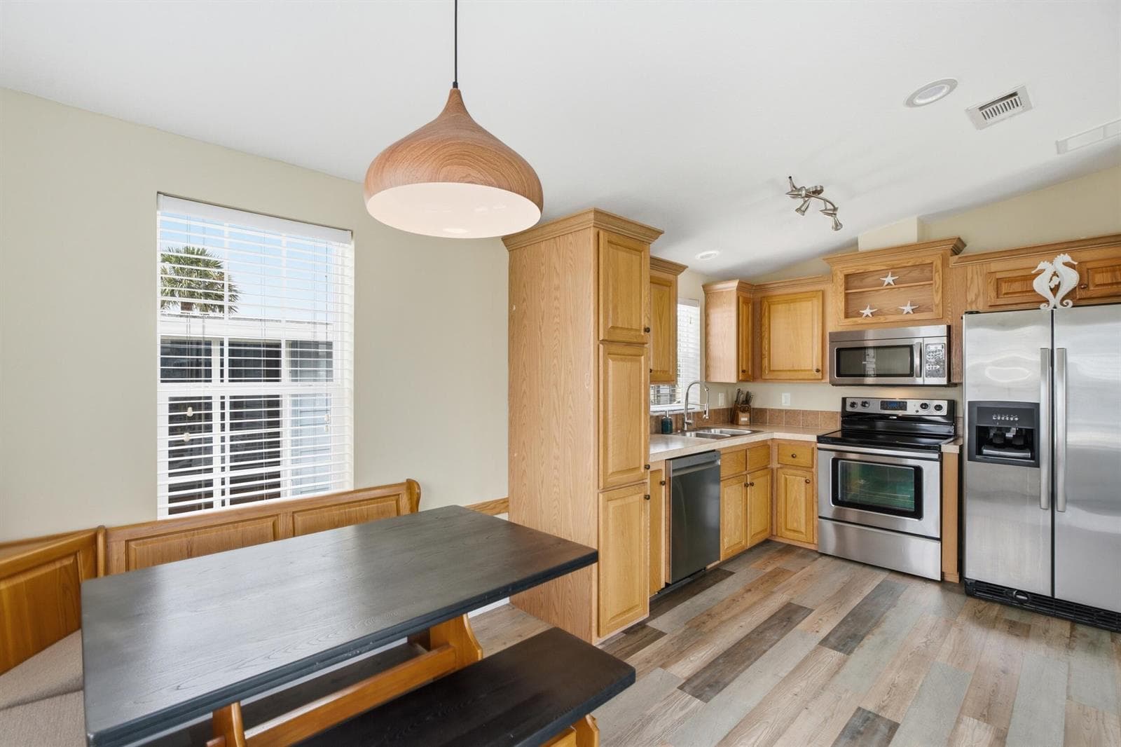 166 Nettles Boulevard photo 11