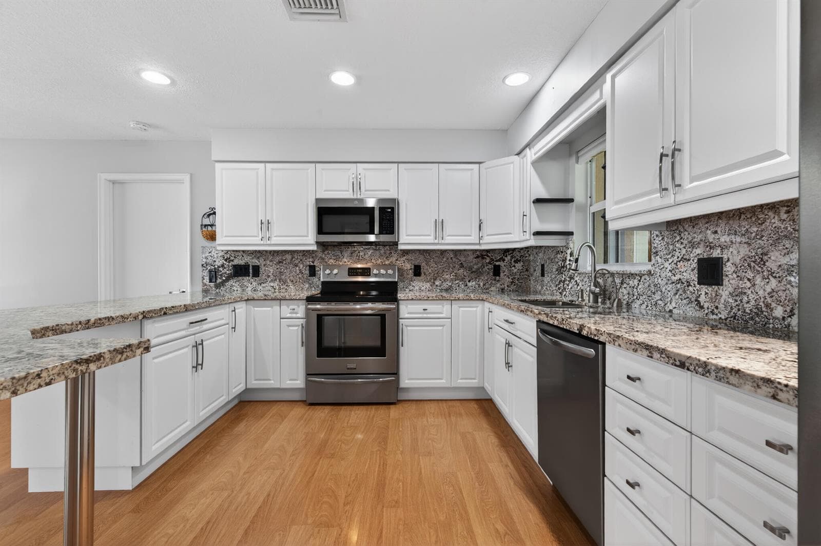 1101 Mystic Way photo 13