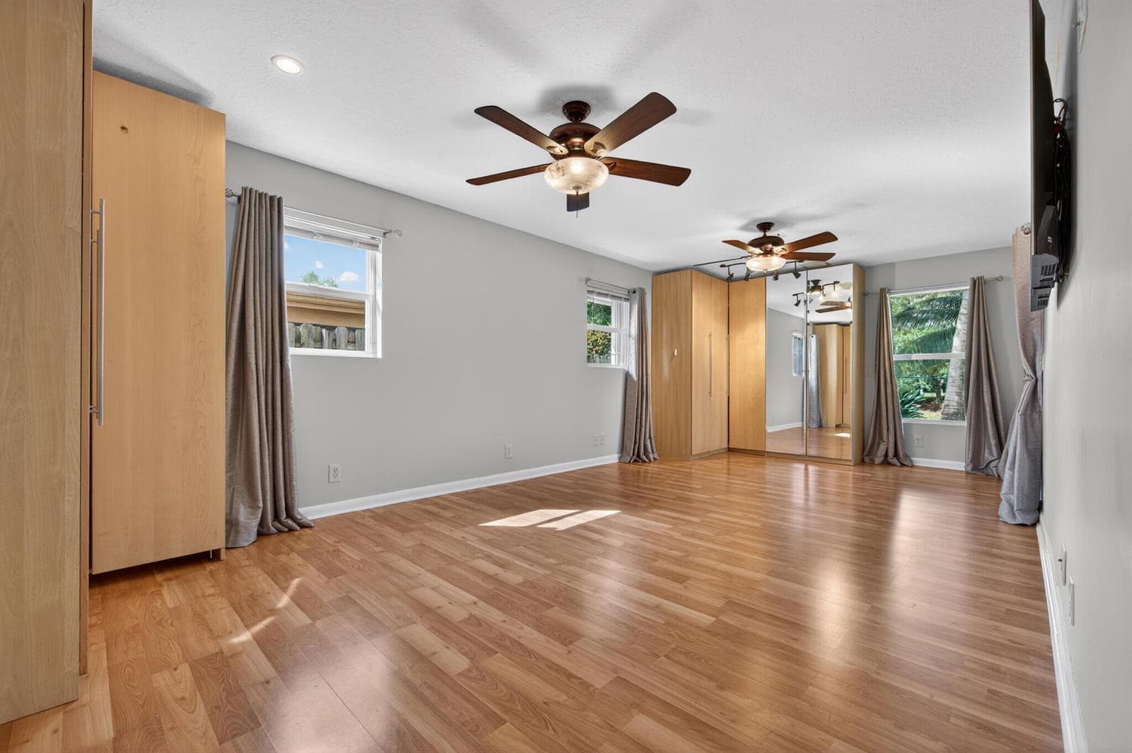 1101 Mystic Way photo 17