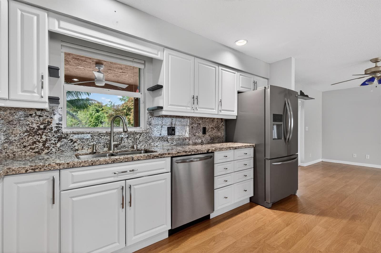 1101 Mystic Way photo 14