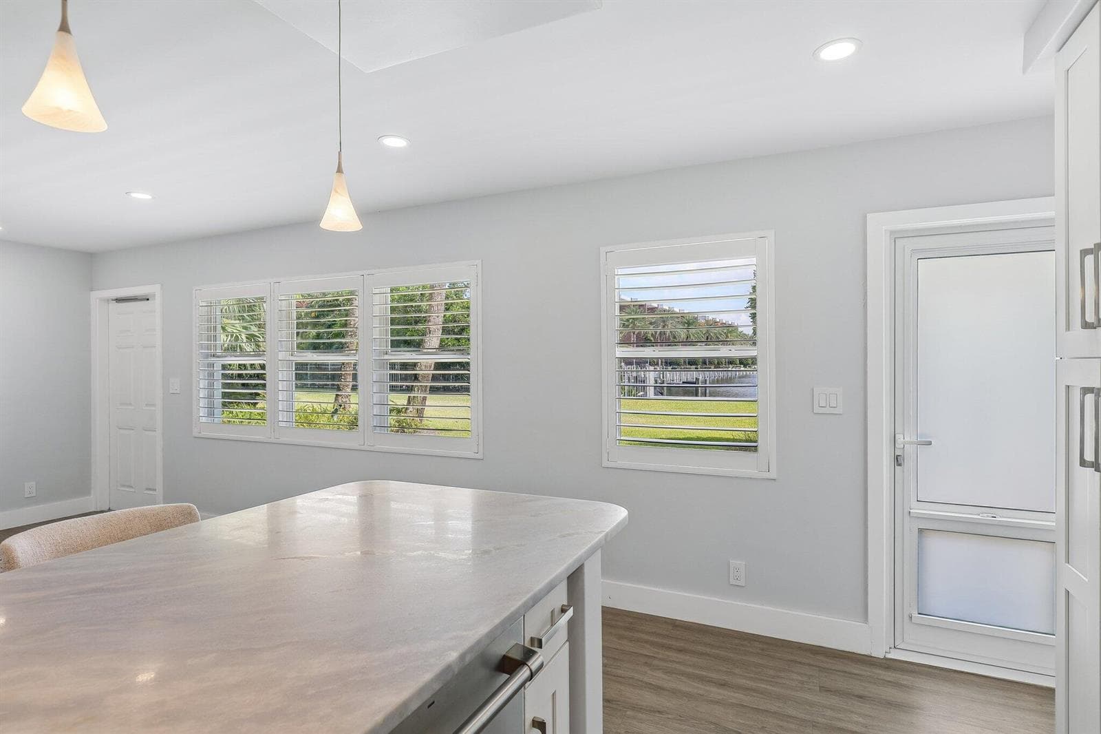 1850 S Ocean Drive 111 photo 11