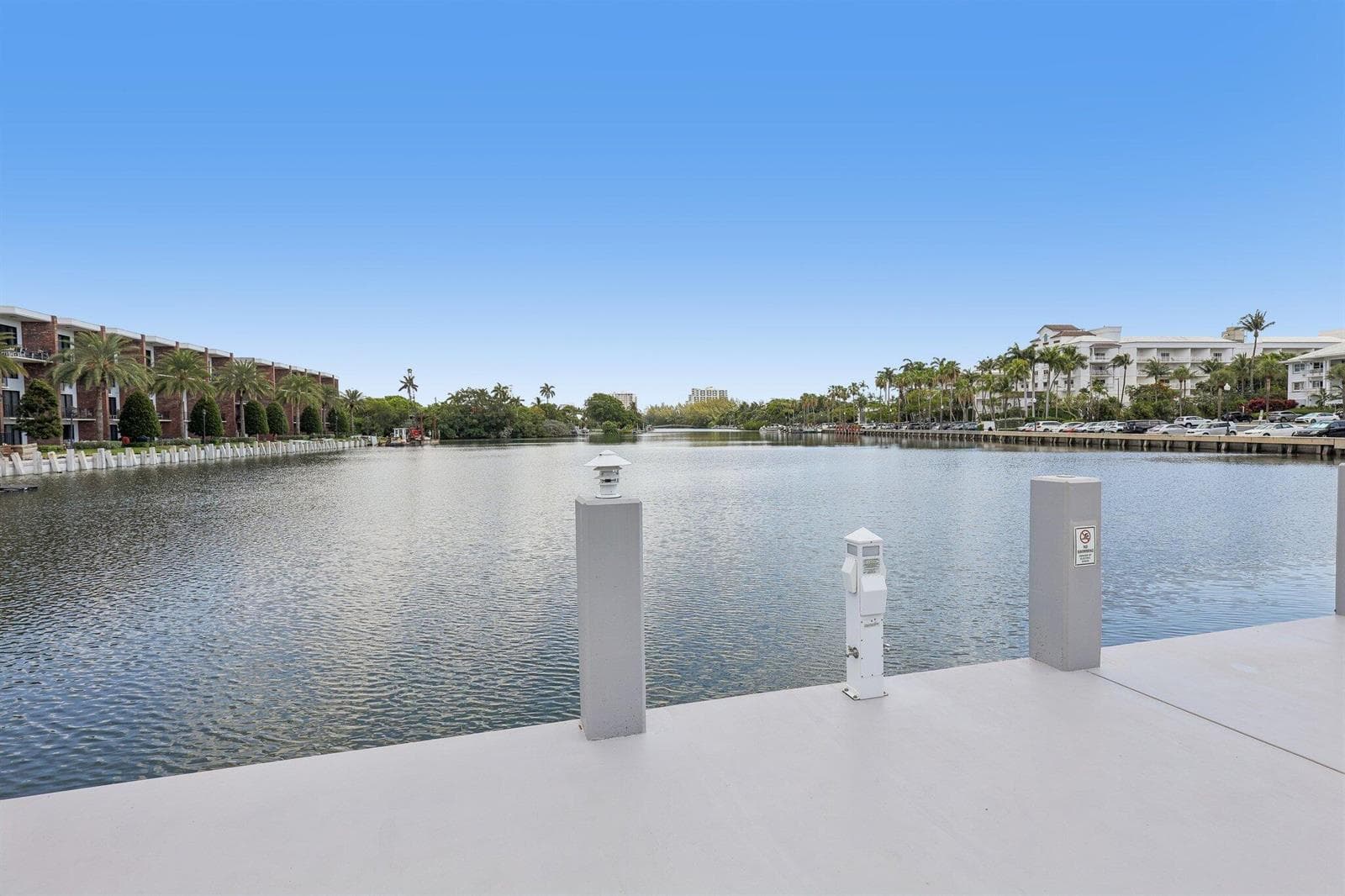 1850 S Ocean Drive 111 photo 4