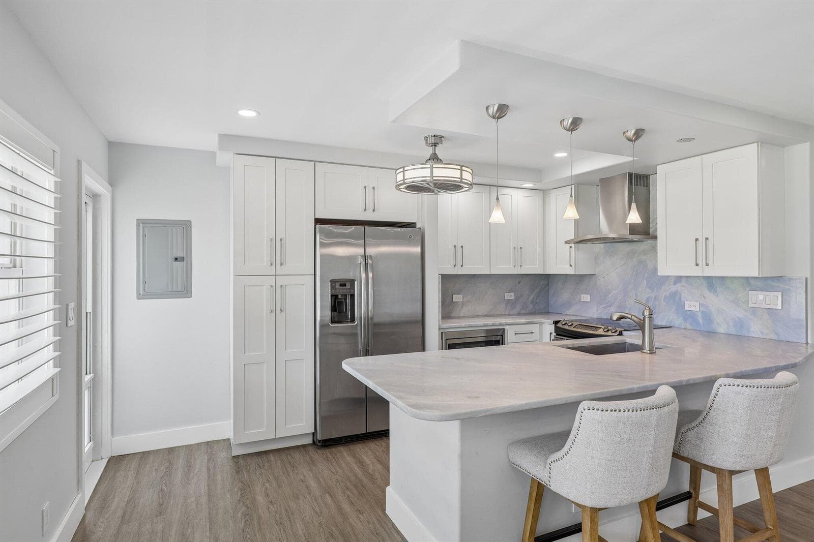 1850 S Ocean Drive 111 photo 8