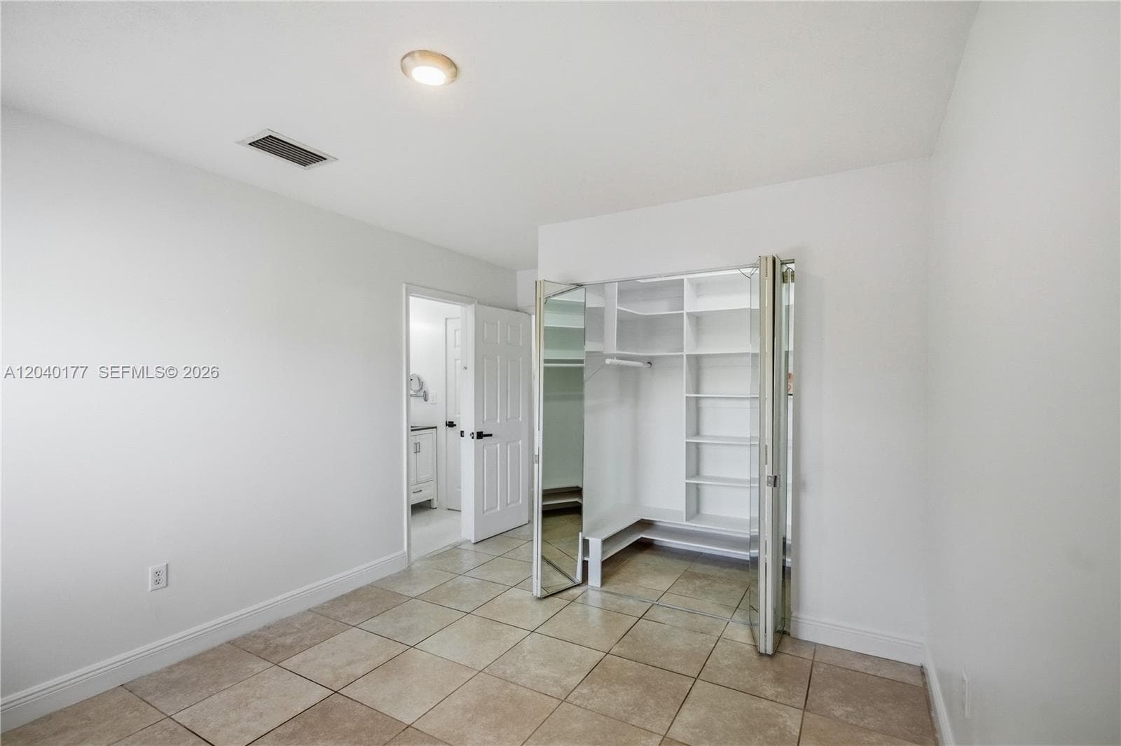 5113 SW 138th Ave Cir photo 9