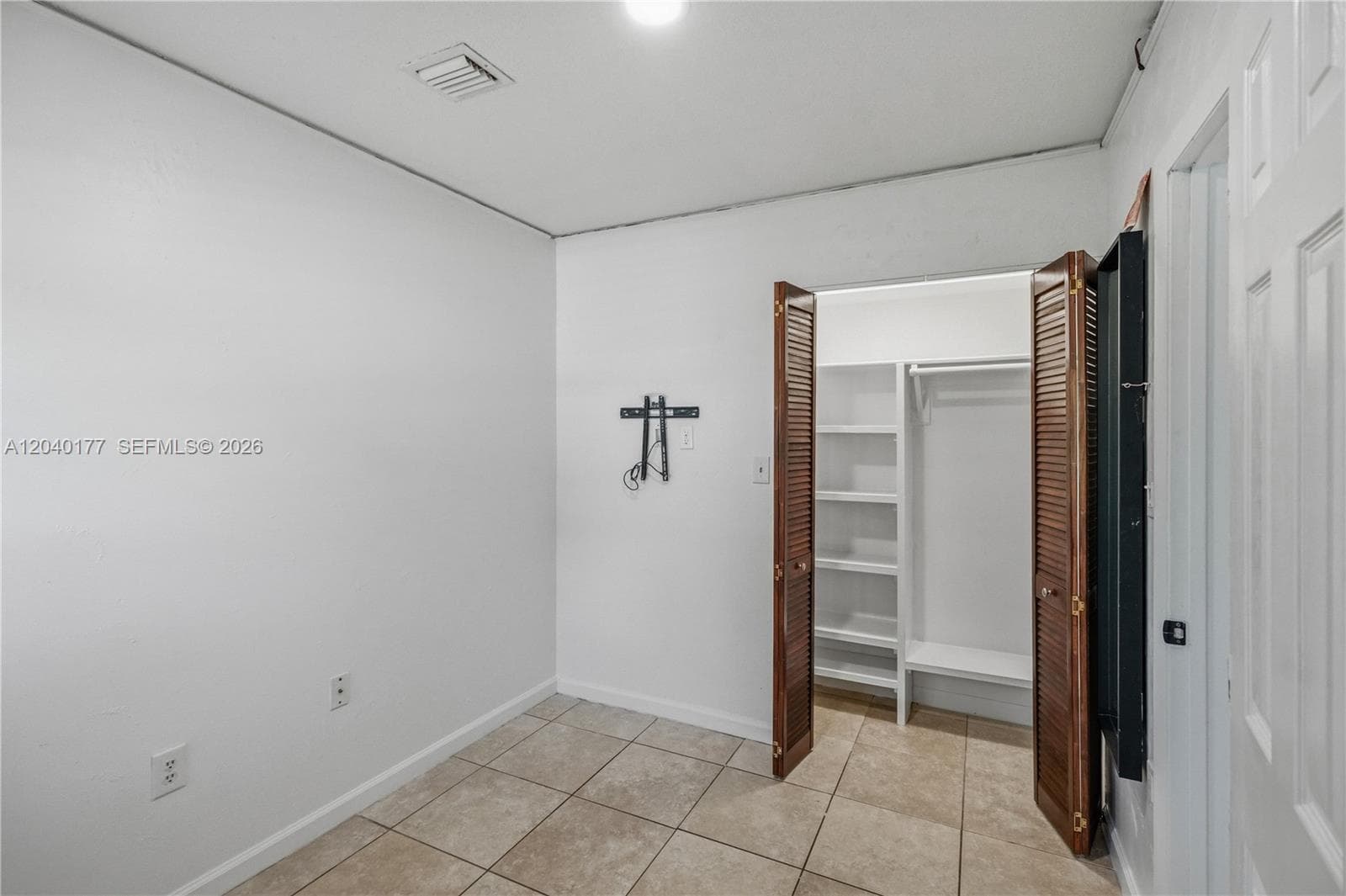 5113 SW 138th Ave Cir photo 15