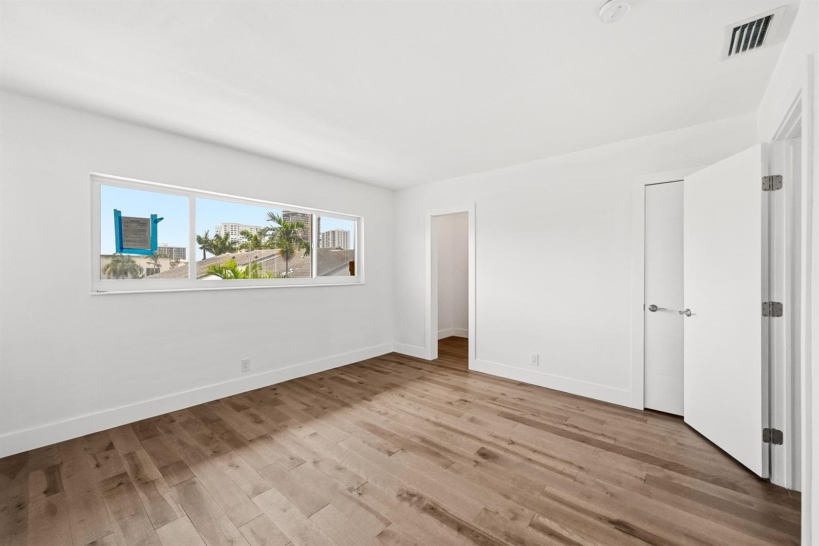 1201 S Riverside Drive 306 photo 16