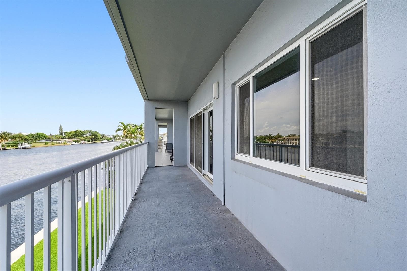 1201 S Riverside Drive 306 photo 24