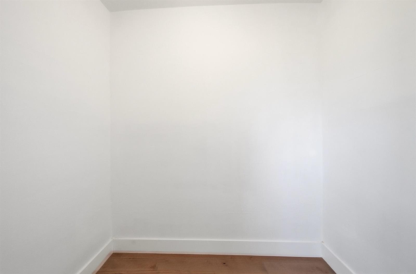 1201 S Riverside Drive 306 photo 19