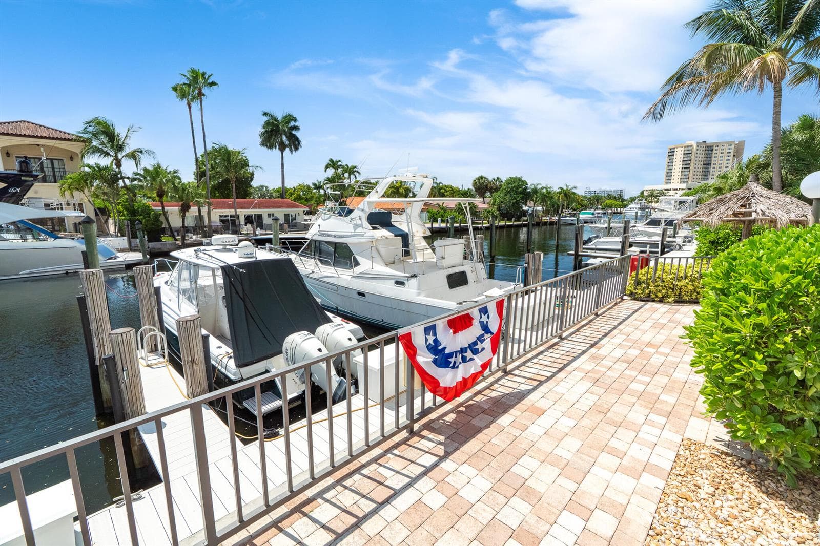 1361 S Ocean Boulevard 303 photo 17