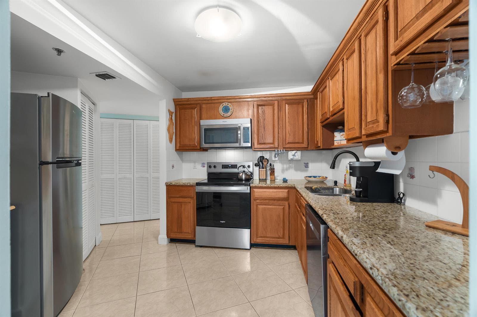 1361 S Ocean Boulevard 303 photo 8