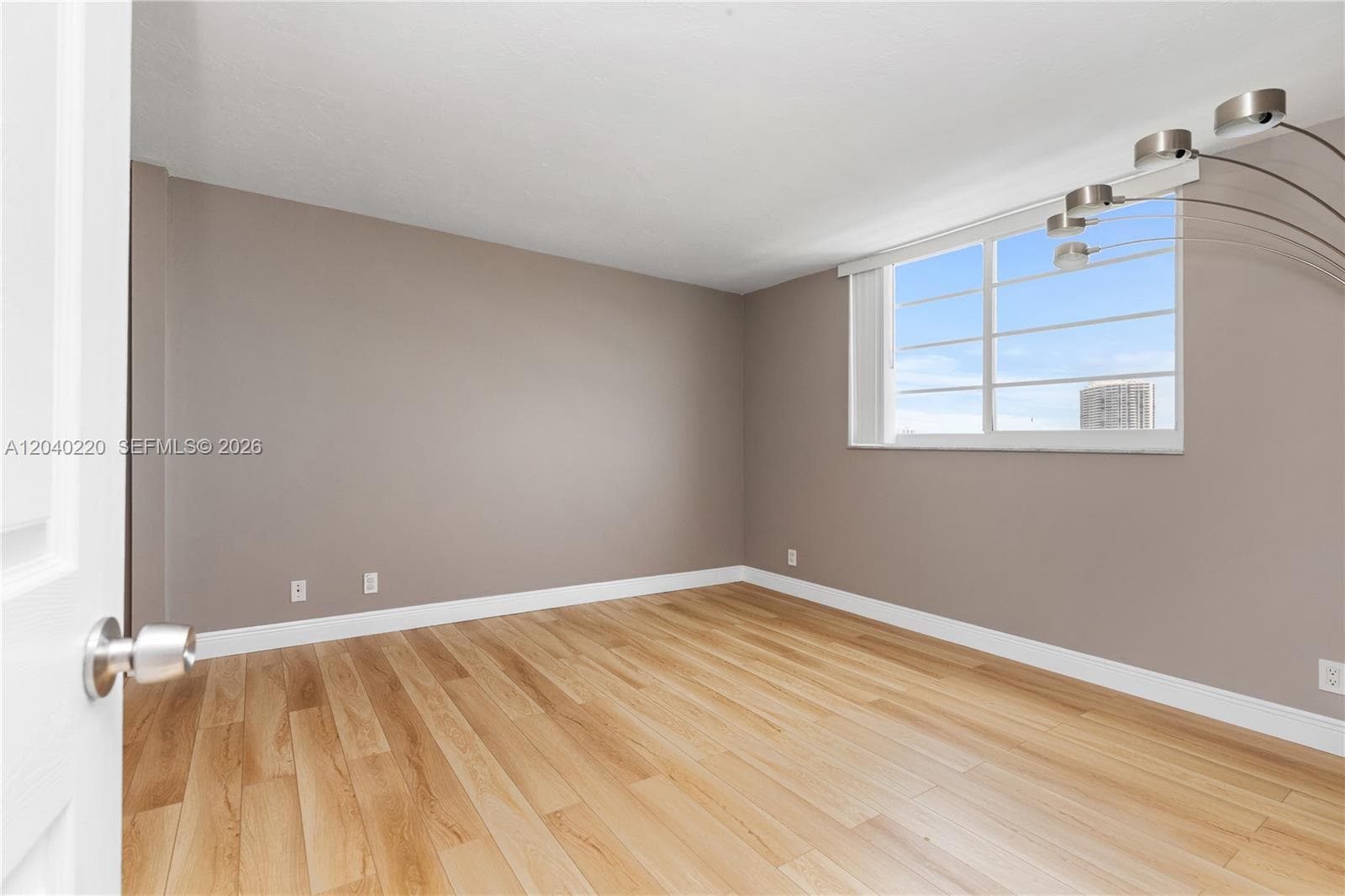 3545 NE 166th St 805 photo 20