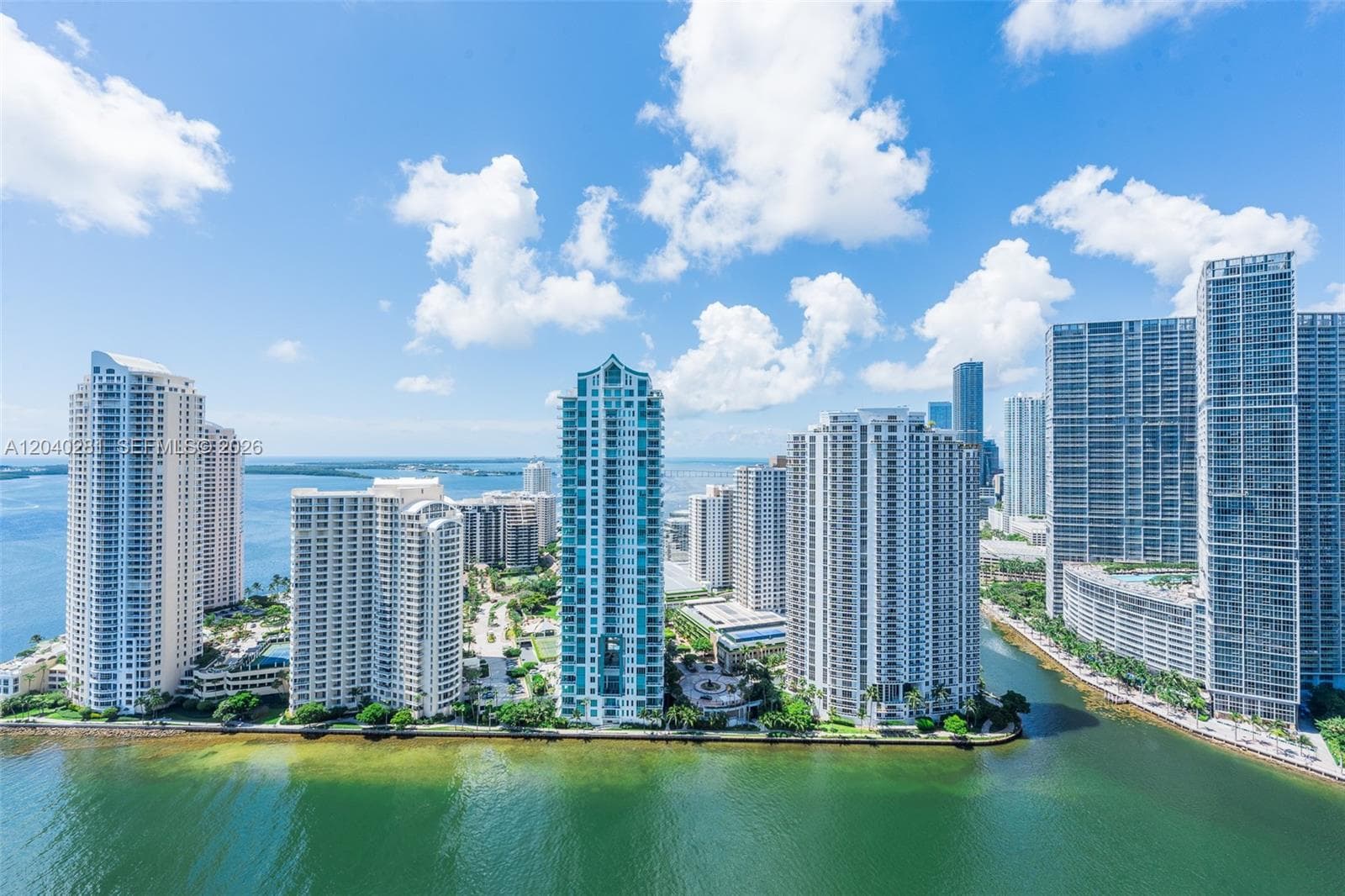 325 S Biscayne Blvd 3821 photo 5