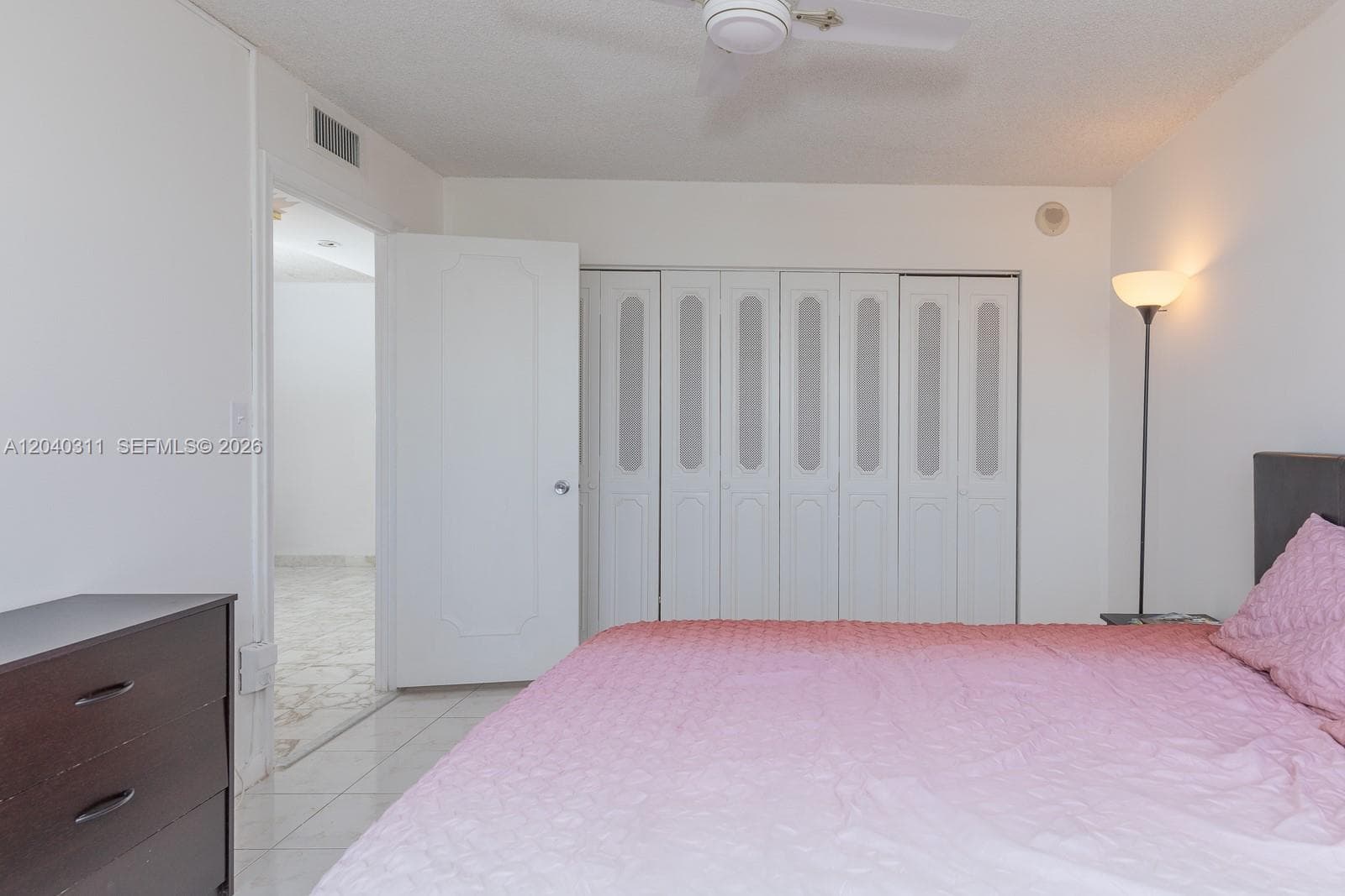 137 Golden Isles Dr 809 photo 16