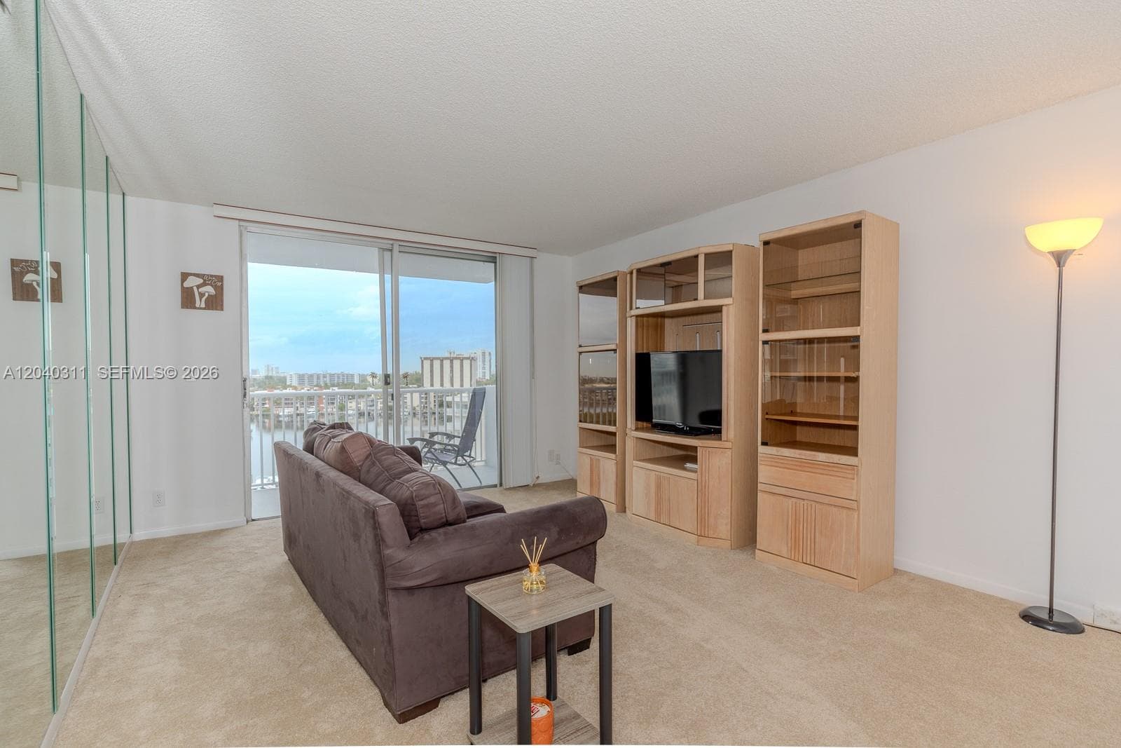 137 Golden Isles Dr 809 photo 4