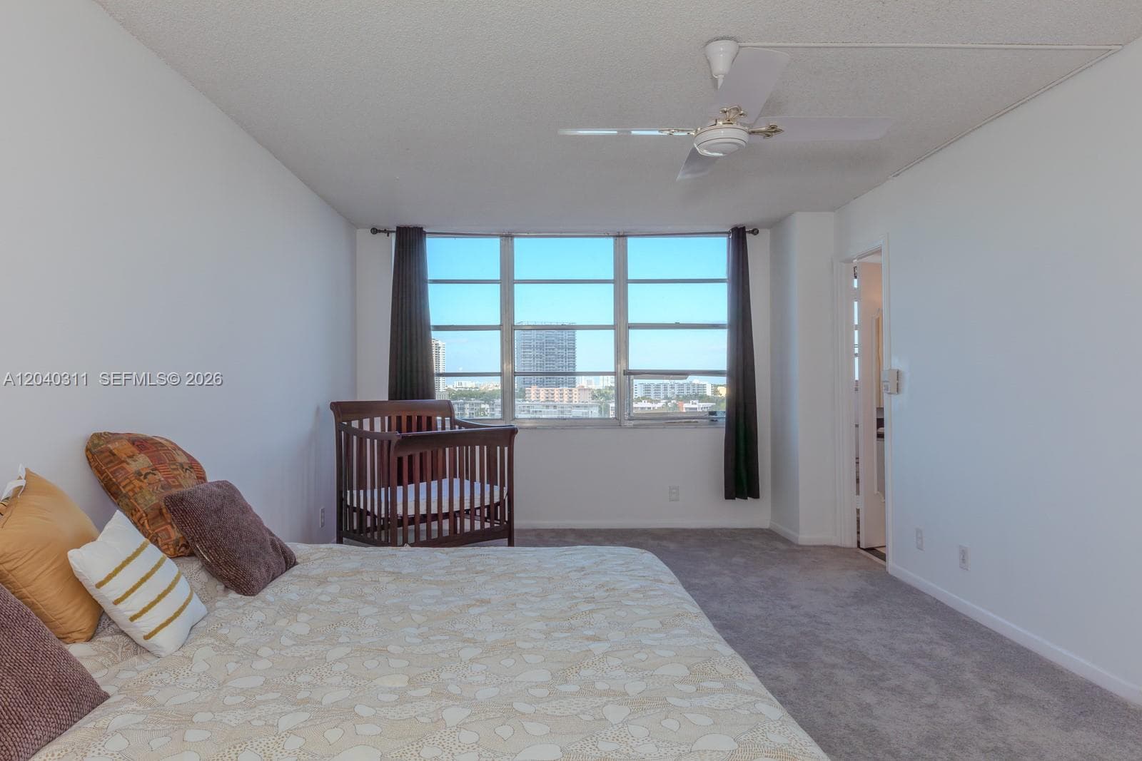 137 Golden Isles Dr 809 photo 25