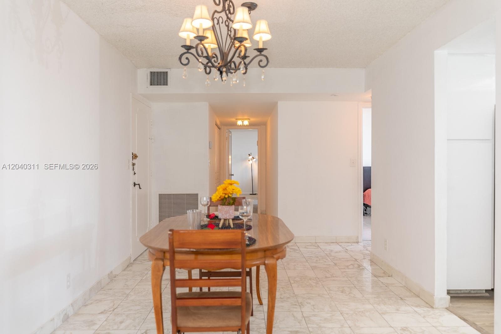 137 Golden Isles Dr 809 photo 21