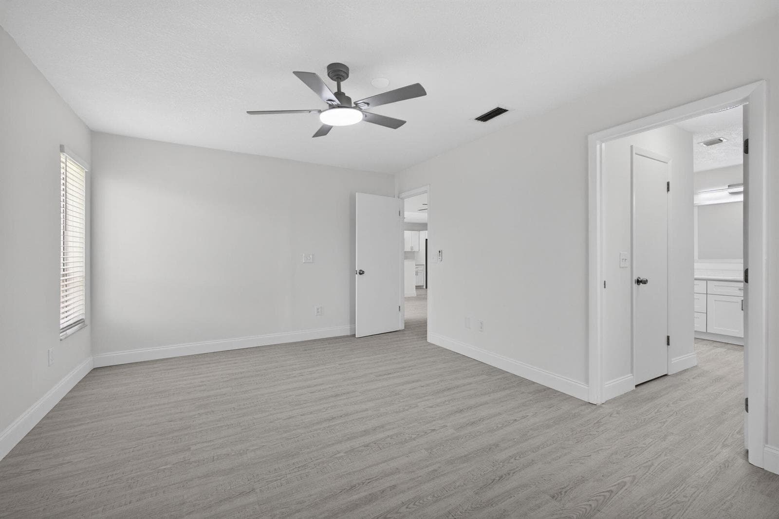 148 Village Walk Drive 24 photo 23