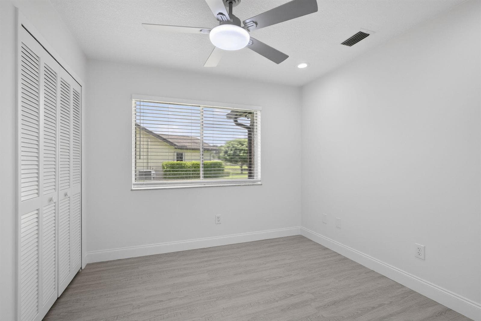 148 Village Walk Drive 24 photo 16