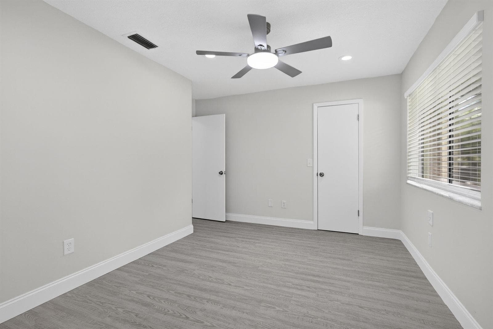 148 Village Walk Drive 24 photo 20