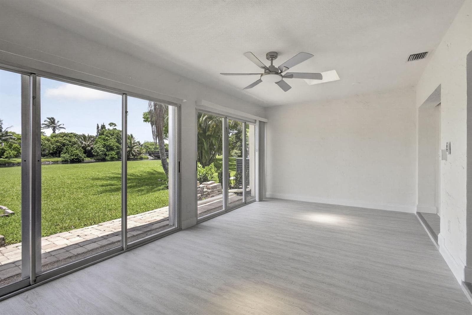 148 Village Walk Drive 24 photo 15