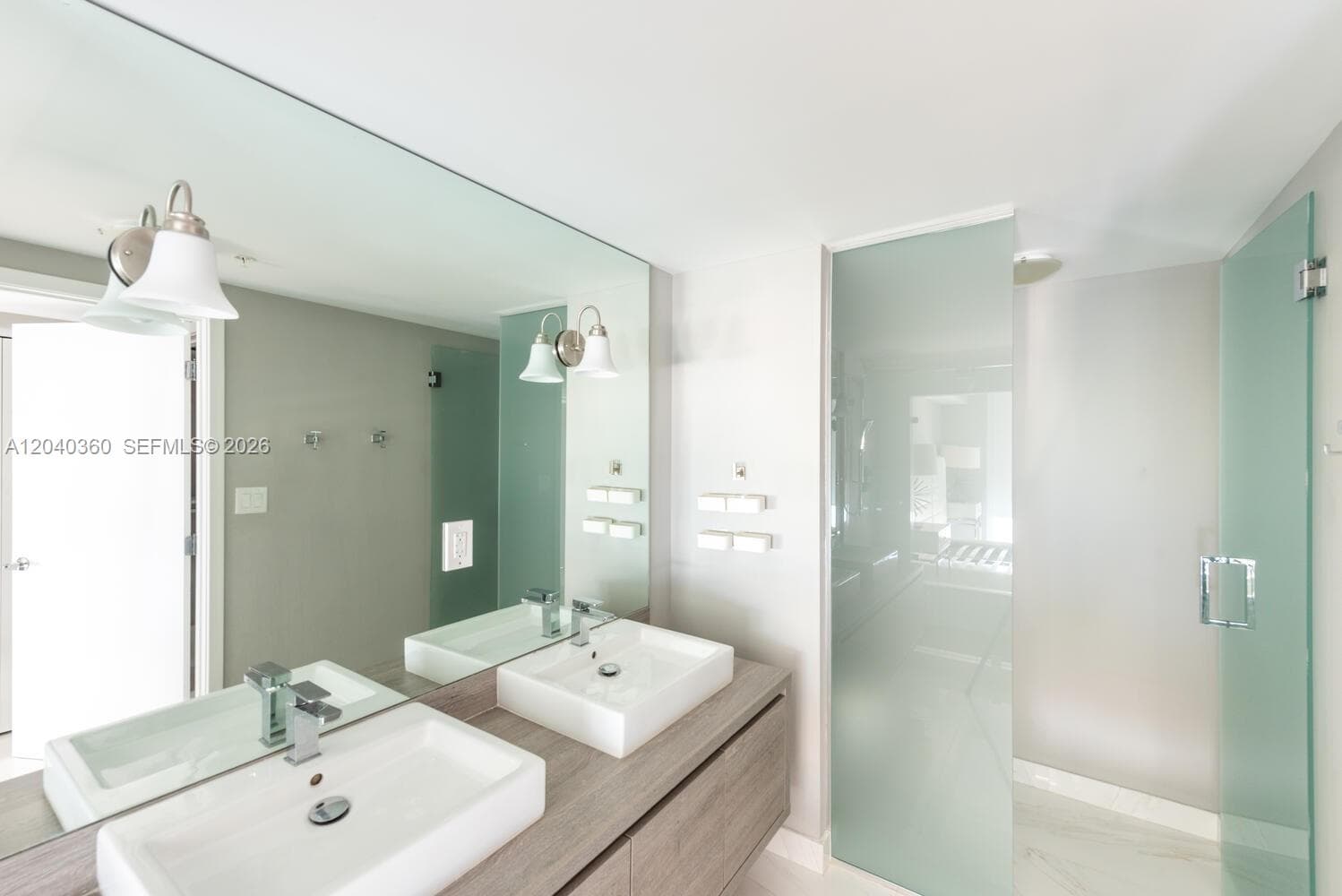 400 Sunny Isles Blvd 104 photo 25