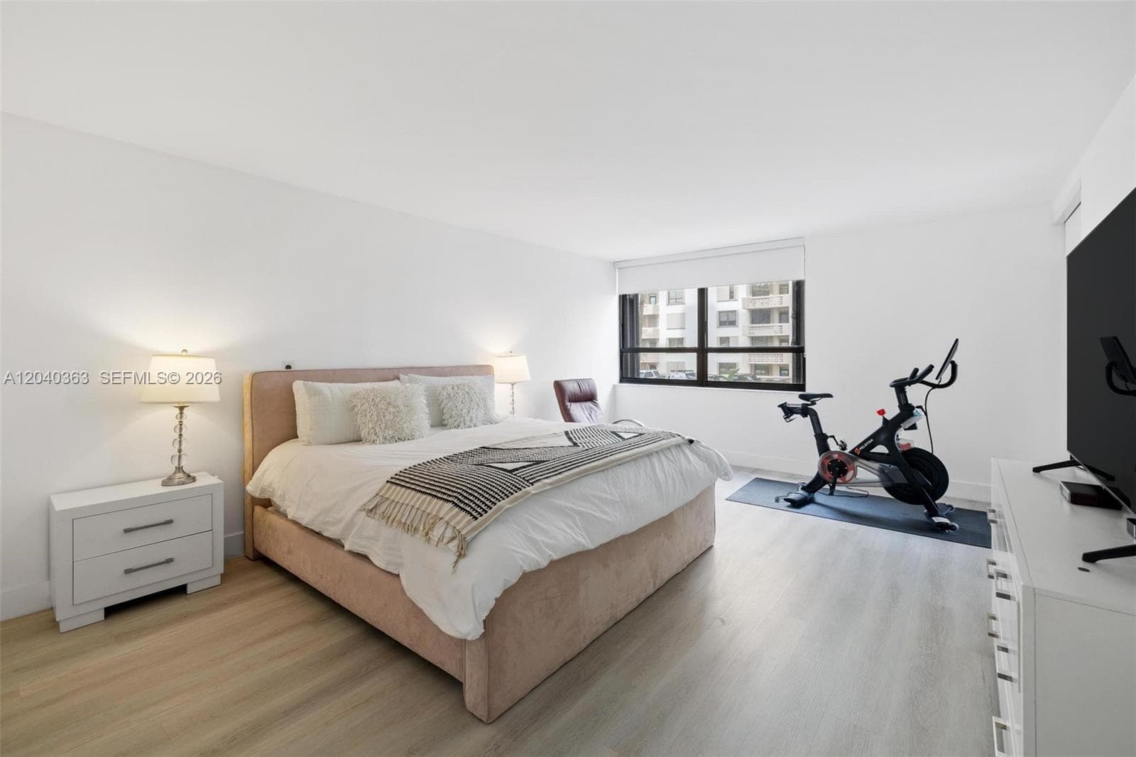 10175 Collins Ave 103 photo 23