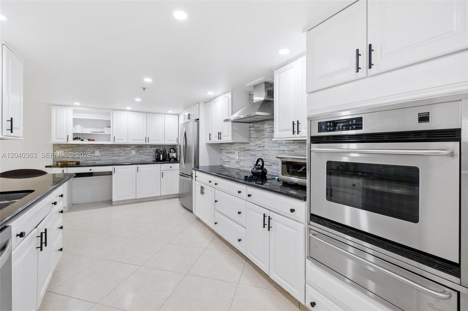10175 Collins Ave 103 photo 16