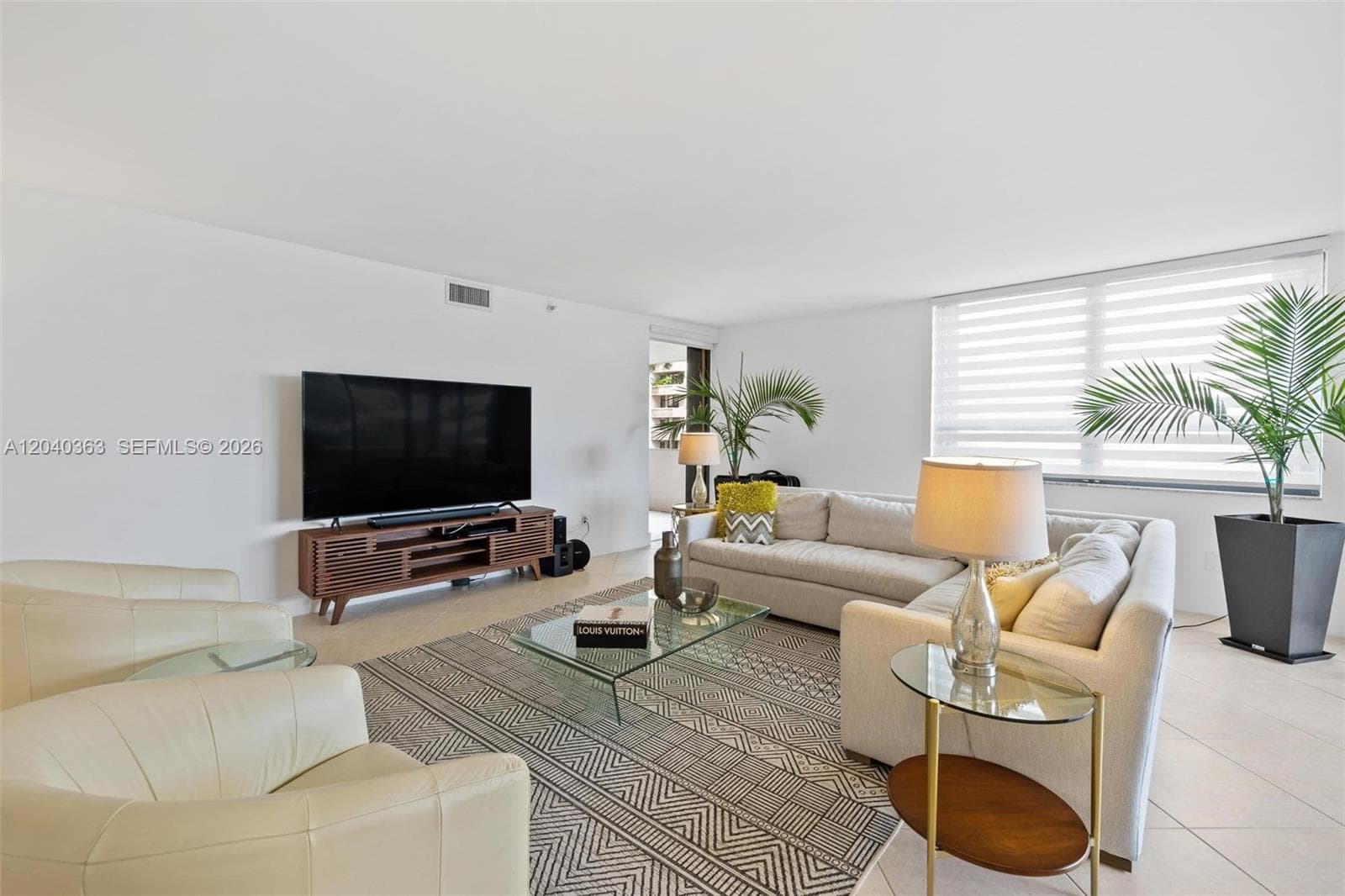 10175 Collins Ave 103 photo 5