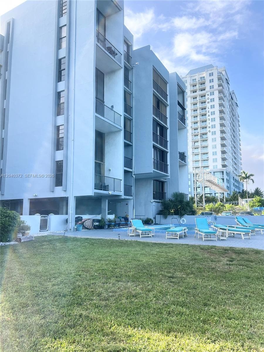 7899 NE Bayshore Ct 6A photo 2