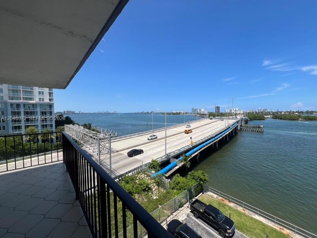 7899 NE Bayshore Ct 6A photo 10