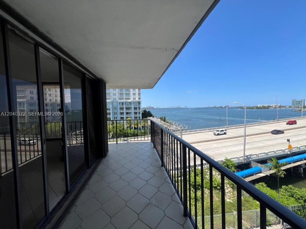 7899 NE Bayshore Ct 6A photo 11